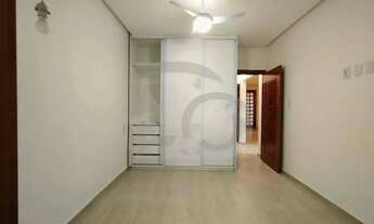 Imagem 4: Casa Alto Padrão com 3 Quartos, Suíte e 3 Vagas Para Venda na Atalaia