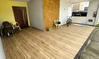 Imagem 3: Casa 2/4 c/ Suíte no Cond. Veneza - Garagem Coberta - Av. dos Coqueiros