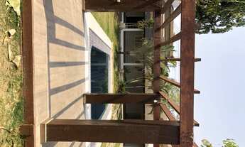 Imagem 4: Casa no Santa Rosa ao lado do Shopping Estação comTerreno Grande