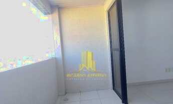 Imagem 2: Apartamento com 03 quartos, suíte, varanda e banheiro de serviços