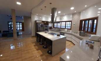 Imagem 3: Sobrado para venda possui 630 metros quadrados com 4 quartos