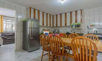 Imagem 6: Rua Prof. Benedito Antônio, 75 - Sobrado com mais 2 casas nos fundos, 3 vagas de garagem à