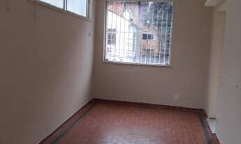 Imagem 6: CASA - SOBRADO - 04 QUARTOS