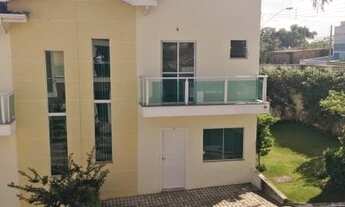 Imagem 3: Sobrado em Condomínio Fechado com 2 suítes