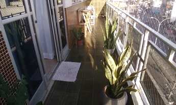 Imagem 1: APARTAMENTO CENTRO DE VISTA ALEGRE COM VARANDÃO, VAGA E DOIS QUARTOS