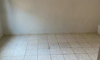 Imagem 7: Aluga-se casa de fundos setor central gama