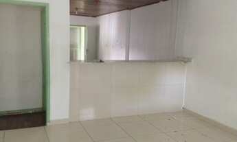 Imagem 4: Casa com fins comerciais, possui 04 salas, 02 banheiros, a 600 metros do Shopping Campo Li