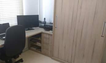 Imagem 2: Apartamento para venda possui 60 metros quadrados com 2 quartos em Icaraí - Niterói - RJ