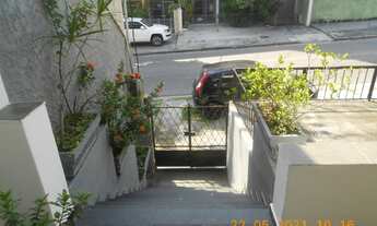 Imagem 2: Casa para venda com 219 metros quadrados com 3 quartos em Vila da Penha - Rio de Janeiro