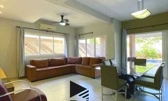 Imagem 4: Casa de condomínio sobrado para venda possui 404 metros quadrados com 4 quartos