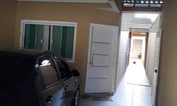 Imagem 2: VENDA- Lindo Sobrado no Pq. Industrial com 4 dormitórios (1 suíte