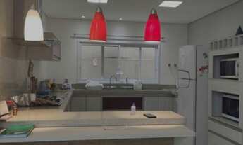 Imagem 4: Casa de condomínio para venda possui 388 metros quadrados com 5 quartos