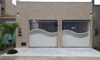 Imagem 1: ALUGO: Casa ampla, 6 quartos próximo à Avenida Fraga Maia