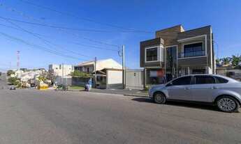 Imagem 3: Sobrado para Venda em Curitiba, Uberaba, 3 dormitórios, 1 suíte, 3 banheiros, 2 vagas