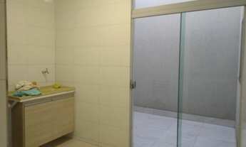 Imagem 4: Casa para venda possui 180 metros quadrados de área edificada e 300 metros de terreno