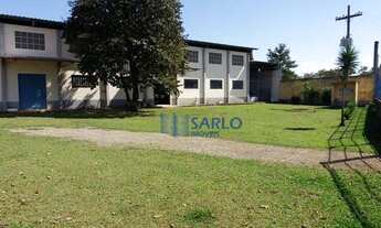 Imagem 2: Galpão grande área doca campo vestiario