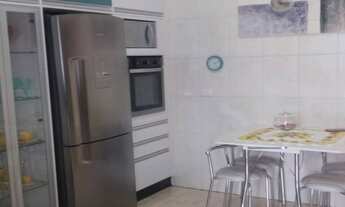 Imagem 6: R- Sobrado para venda com 215 metros quadrados com 3 quartos