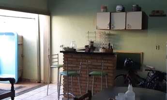 Imagem 7: Casa 2 dormitórios uma suíte próximo IPTV com varanda Gourmet de esquina urgente