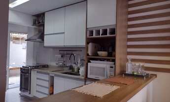 Imagem 6: Apartamento em Moema! 83m2, 2 dormitórios sendo 1 suíte c/ closet, 2 banheiros, sala 2 amb