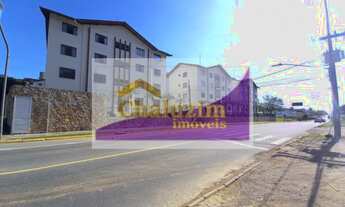 Imagem 2: Apartamento mobiliado com cômodos amplos e arejados com sol da manhã e da tarde à venda no