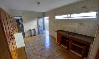 Imagem 3: Casa para Locação em Jundiaí, Vila Vianelo, 3 dormitórios, 1 suíte, 2 banheiros, 2 vagas