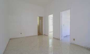 Imagem 5: Vila Isabel - R. Barão de Cotegipe - Casa de Vila - 02 Quartos