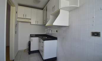 Imagem 4: APARTAMENTO com 2 dormitórios para alugar com 60m² por R$ 1.300,00 no bairro Água Verde