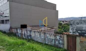 Imagem: Lote com 450 m² em Contagem no bairro Duval