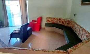 Imagem 2: CASA COM PISCINA C/ 3 DORMITÓRIOS SENDO UMA SUITE COM SACADA