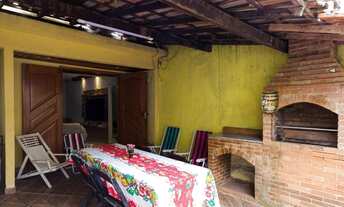 Imagem 2: Casa Duplex com 3 Suítes, Garagem e Quintal em Curicica