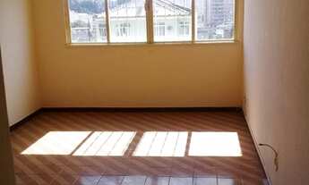 Imagem: Ap colado na Faculdade Celso Lisboa