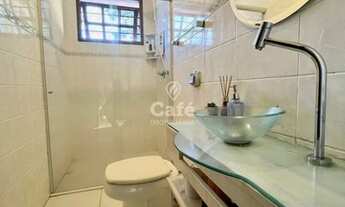 Imagem 7: Casa, 4 Dormitórios, 1 Suíte, 3 Banheiros, 1 Vaga, Piscina, Espaço Gourmet, Pátio, Pinheir