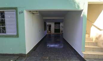 Imagem 3: Sobrado para venda possui 247 metros quadrados com 3 quartos em Vila Esperança - Maringá