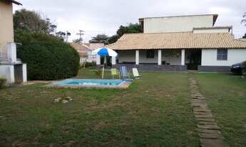 Imagem 2: Casa de Três quartos próximo praia com piscina