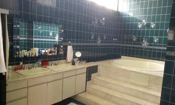 Imagem 2: Alphaville Condomínio Residencial 1 casa 4 suítes 7 vagas $4.000.000 - Barueri - SP