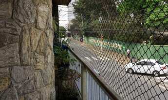 Imagem 6: Terreno com 02 sobrados construídos, 01 salão comercial e vaga para 03 carros à venda, 240