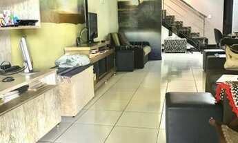 Imagem 5: Sobrado com 4 quartos e 350 m² construídos no Bairro Goiá