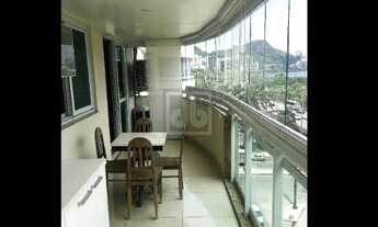 Imagem 4: Humaitá - Vista Lagoa - Reforma arquiteto - Cobertura duplex - Sala 2 ambientes ampla - Va