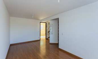 Imagem 6: Belo sobrado em Santa Felicidade