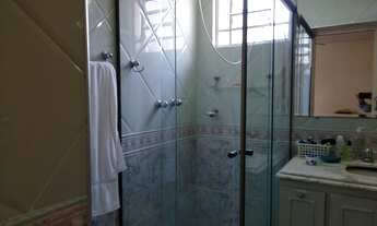 Imagem 7: Casa para venda possui 262 metros quadrados com 1 quarto em Parque São Quirino - Campinas