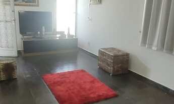 Imagem 2: Casa linear em condomínio fechado