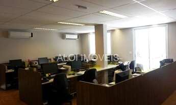 Imagem 7: Excelente sobrado comercial totalmente reformado, entre rua Pinheiros. Av Rebouças duas es