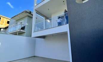 Imagem 2: Linda casa no bairro Portal dos Ipês Cajamar com 3 dormitórios sendo uma suíte