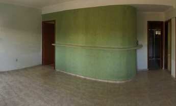 Imagem 4: Sobrado em frente a DF-280 ao lado do condomínio São Francisco