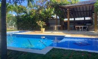 Imagem 5: Casa recém reformada e há 70 metros da praia