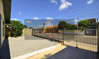 Imagem 7: Casa para venda possui 180 metros quadrados com 4 quartos em Cajuru - Curitiba - PR