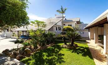 Imagem 5: Casa espetacular frente mar no centro de Bombinhas