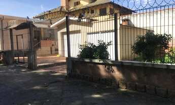 Imagem 7: Casa para venda possui 113 metros quadrados com 3 quartos em Passo da Areia - Porto Alegre