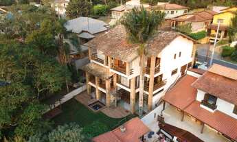 Imagem: Casa porteira fechada com 5 dormitórios