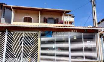 Imagem 2: Casa à Venda, 3 dormitórios com suíte, no Jd. Indústrias!